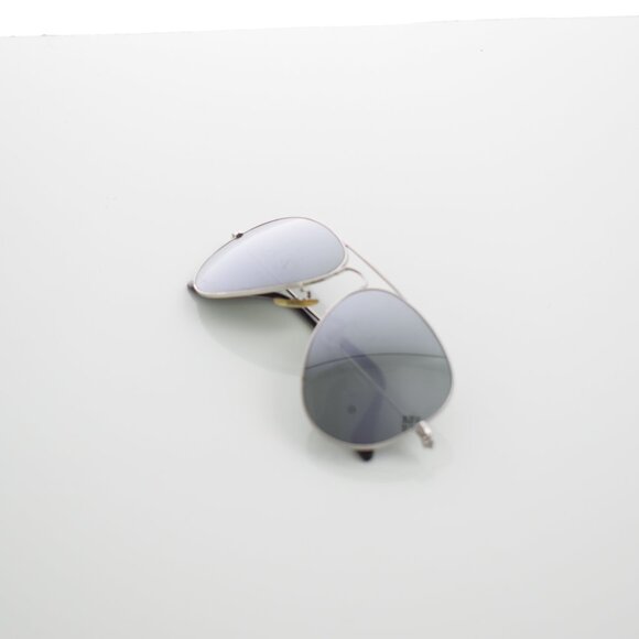Ray-Ban Aviator Sunglasses with Silver Frame and Mirrored Lens main image 4